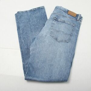 American Eagle Original Bootcut Jeans Mens 36x36 Actual 36x34 Light Wash Blue